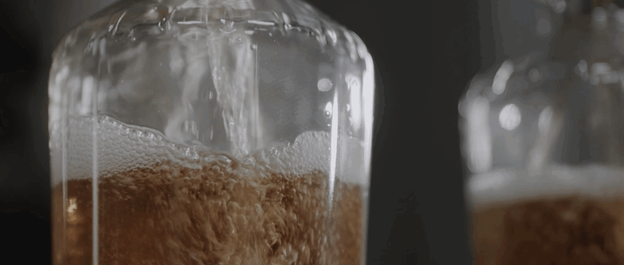 remplissage bouteille valiseofilms réalisation vidéo