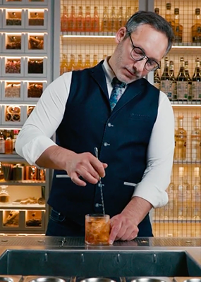 emmanuel brandelet préparation cocktail maison villevert valiseofilms réalisation vidéo