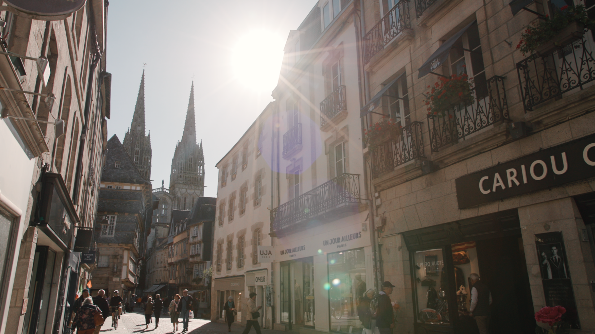 quimper cathédrale rue soleil matin belle lumière valiseofilms réalisation vidéo