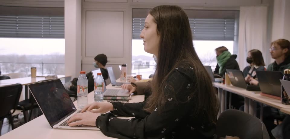 L'enseignement supérieur à Quimper QBO plan 1 — Valiseofilms